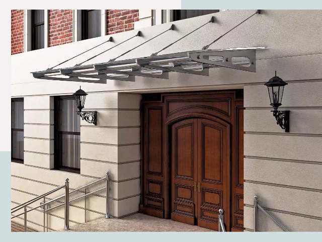 Металлические козырьки от 607 руб. в Северодвинске